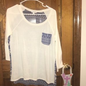 Light Weight 3/4 Sleeve Top